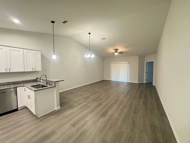 8145 Cozumel Ln — Photo 10