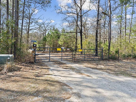 2nd image of 460 Oakey Point Road