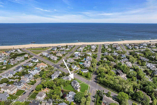 42 Pitney Ave — Photo 64