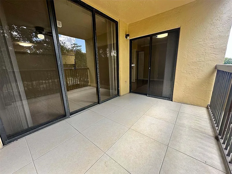 5701 Riverside Dr #205B6 — Photo 20