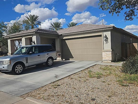 2nd image of 298 E Caribbean Dr
