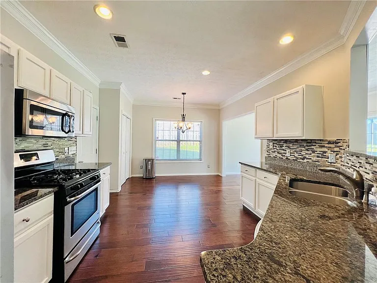 156 Weatherstone Dr — Photo 9