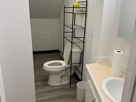 2nd image of 3132 Richmond Ave #1