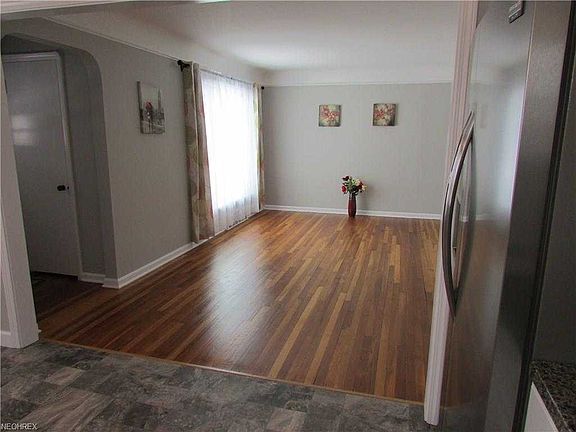 4th image of 6074 Westminster Dr