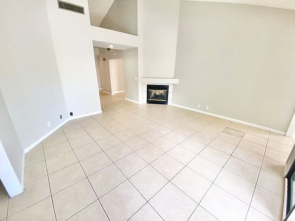 5th image of 3266 Brookfield Dr