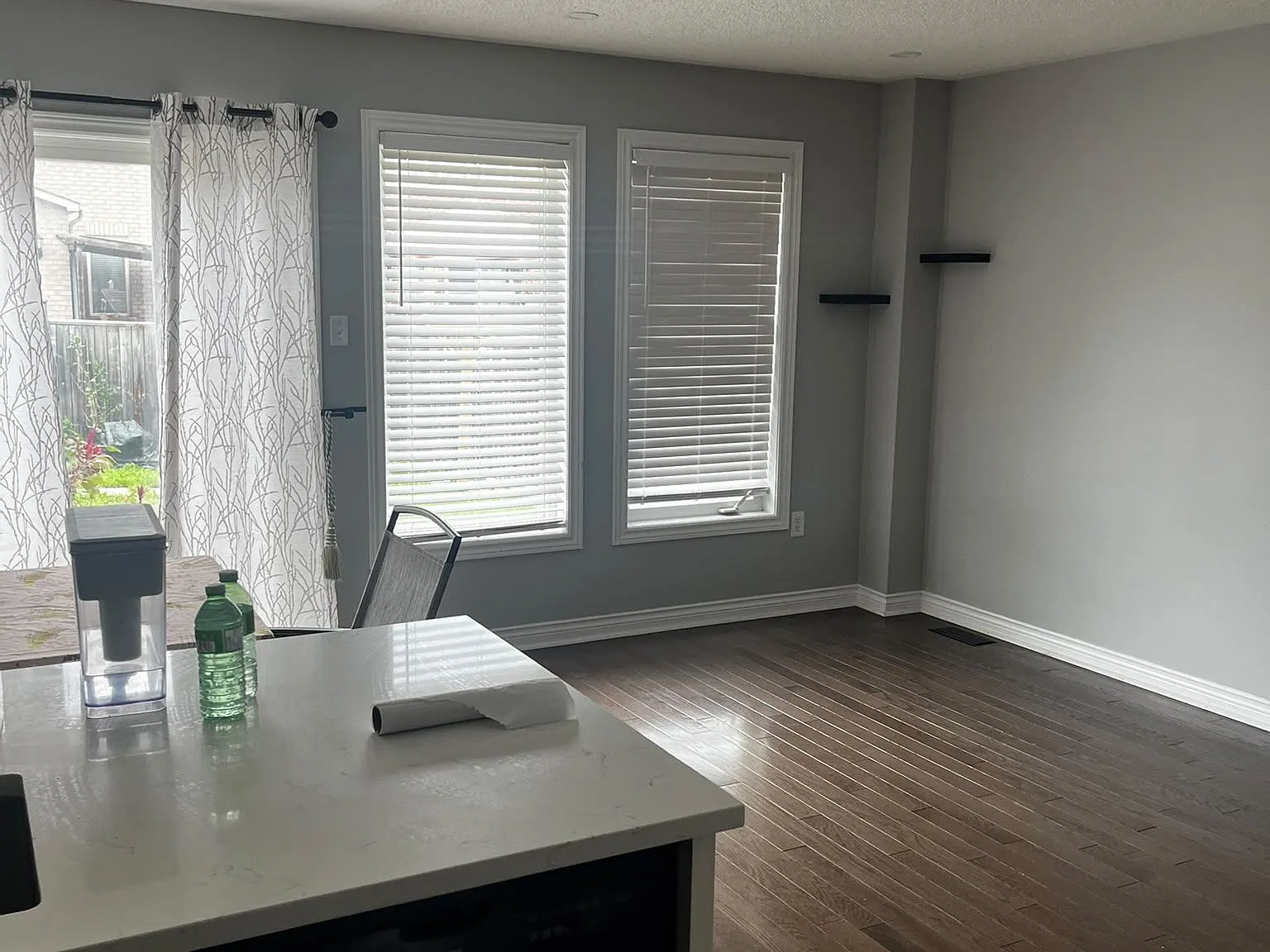 3 bed, $2,950 — Photo 3