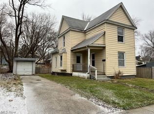 144 Poplar St, Conneaut, OH 44030