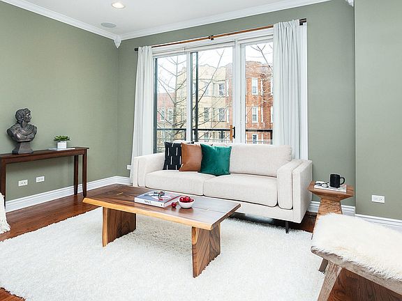 4th image of 2637 W Haddon Ave #B