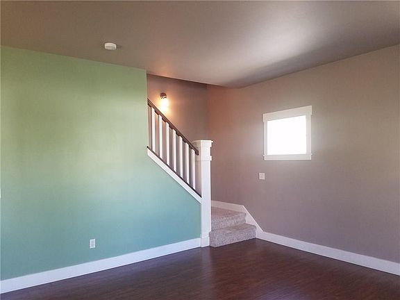 4th image of 1610 Lone Pine Dr