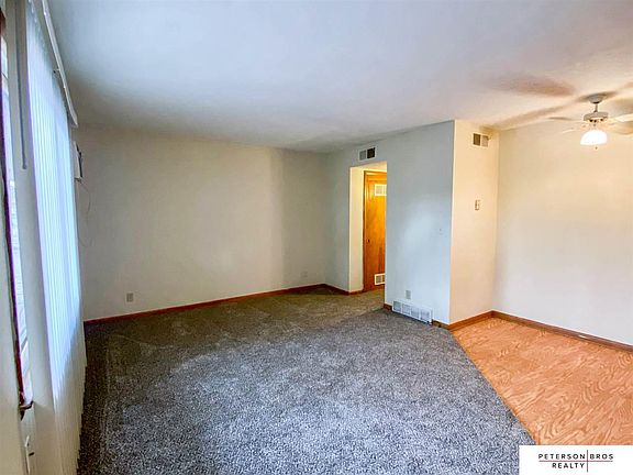 3rd image of 4404 Davenport St