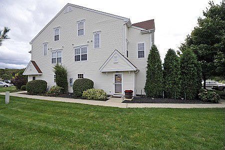 Welcome Home to 2 Richmond Ct., Tinton Falls