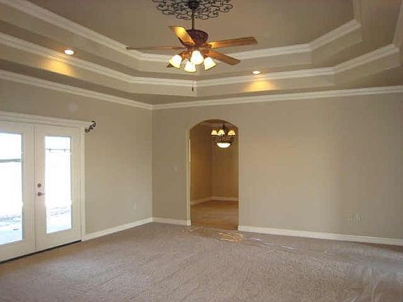 3rd image of 1651 Hearn Ln