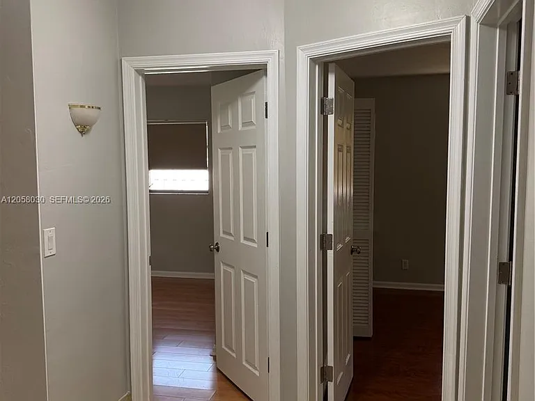 1560 NW 12th Way — Photo 9