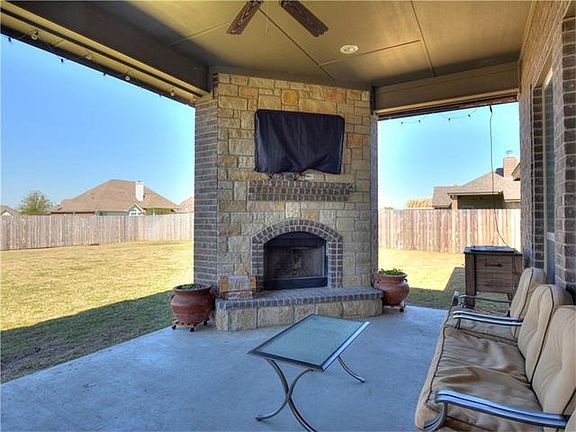 4th image of 6928 Sun Valley Dr