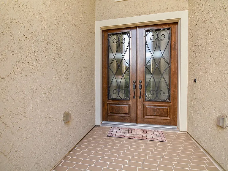6302 Kennedy Hills Ct — Photo 5