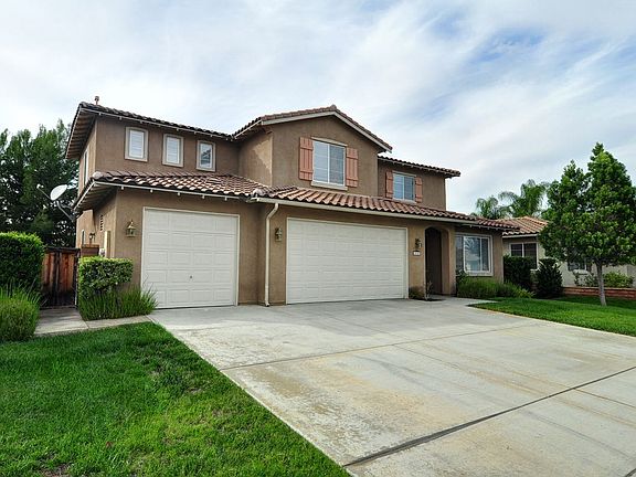 3rd image of 35183 Lilac Ln