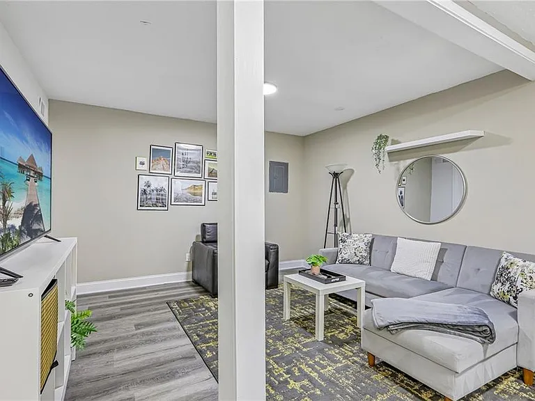 3898 Skidmore Dr — Photo 27