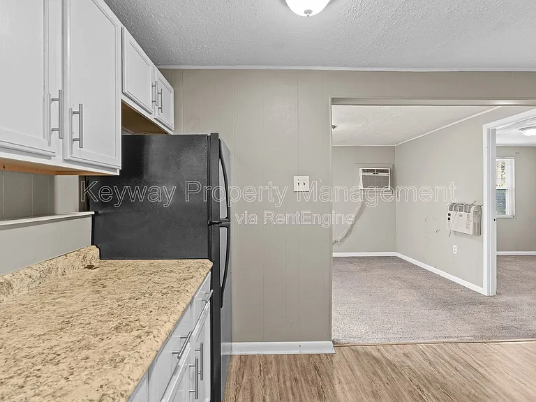 116 Argyle Ave #B — Photo 9