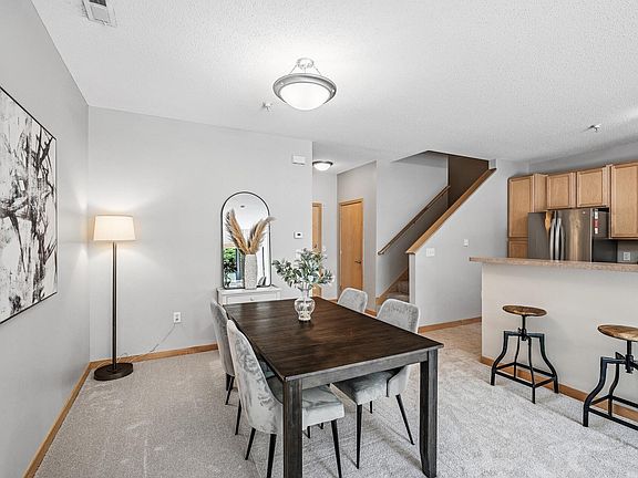 5th image of 820 Emerald St APT 110