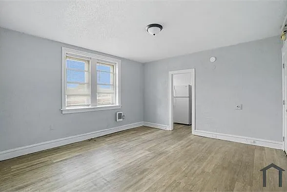 1806 W Champlost St #304 — Photo 7