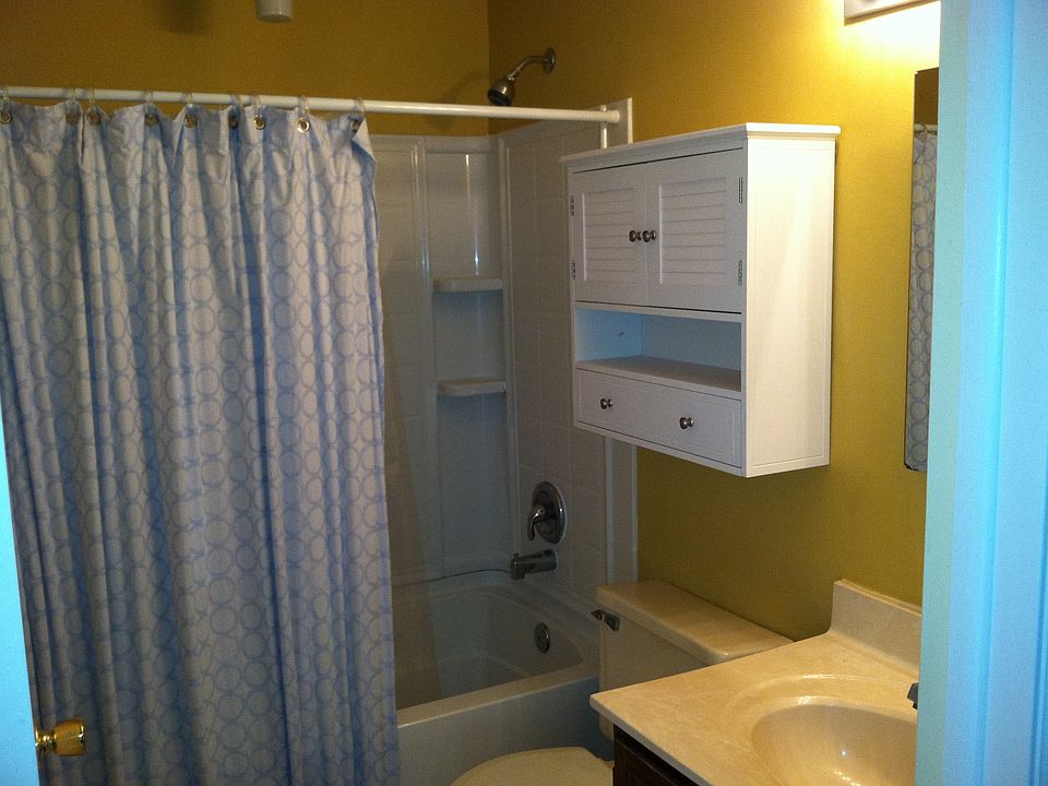 2nd image of 9906 Whitney Cir