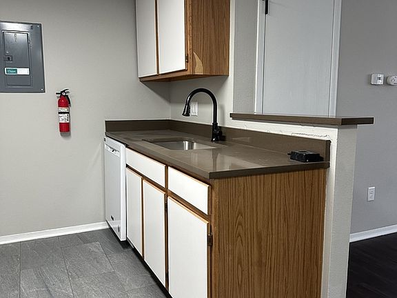 3rd image of 640 Arkansas St #7