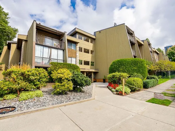9101 Horne St #211, Burnaby, BC V3N 4M3