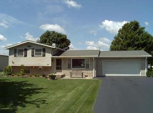 215 S Daugherty Ln, Crawfordsville, IN 47933