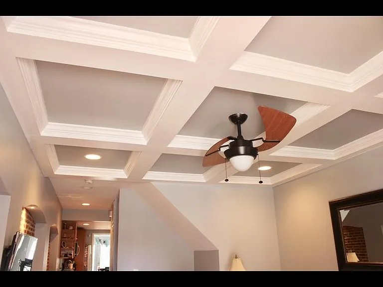 2528 Fleet St — Photo 3