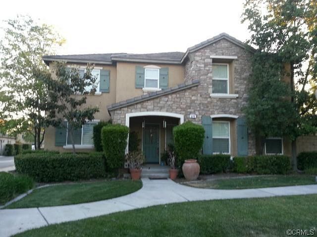 1st image of 514 N Placer Privado