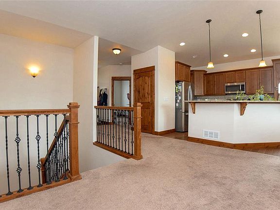 4th image of 3646 Como Ct