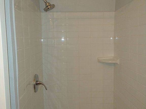2nd image of 787 Cherry Ave #1