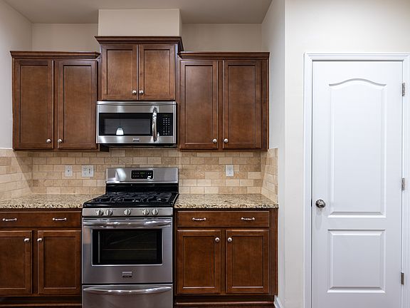 5th image of 114B Clarendon St