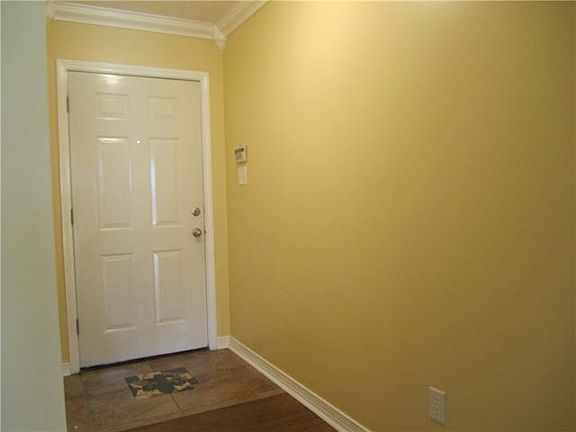 5th image of 1825 Bonnie Ann Dr