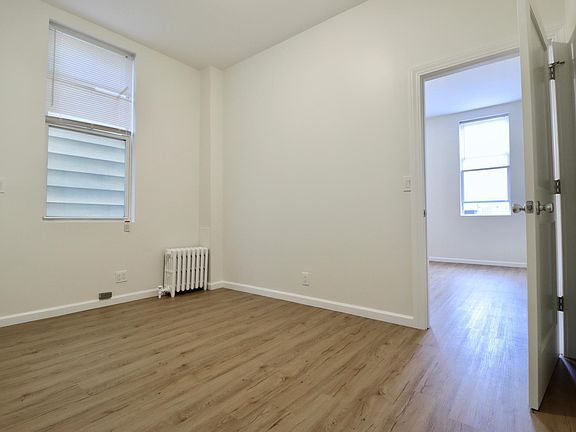 5th image of 5655 61st St #1RRIGHTT