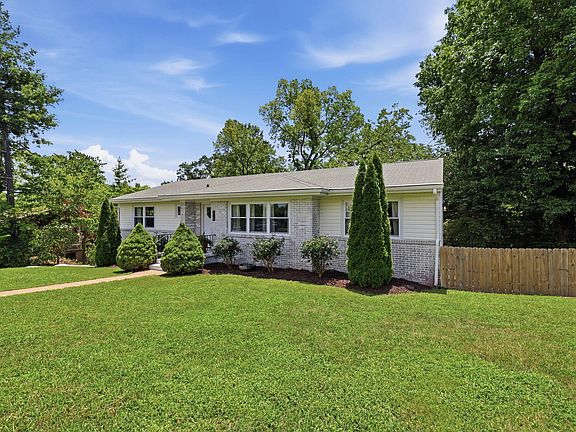4th image of 618 Highview Dr