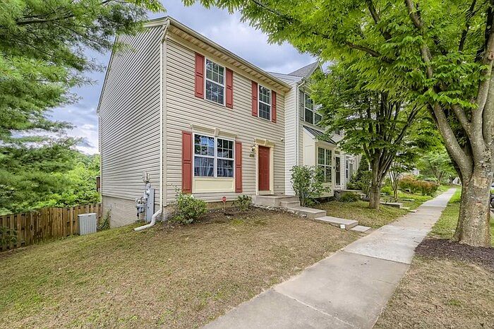 1st image of 4700 Buxton Cir