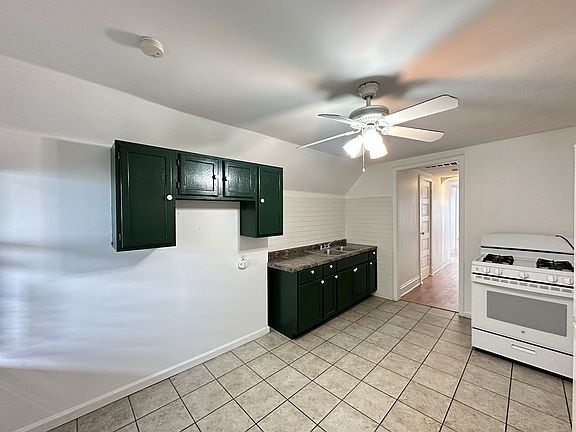 4th image of 3400 W McLean Ave #4