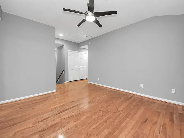 10062 Hillside Bayou Dr — Photo 9