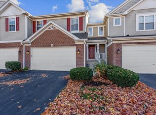 2688 Lorraine Cir, Geneva, IL 60134