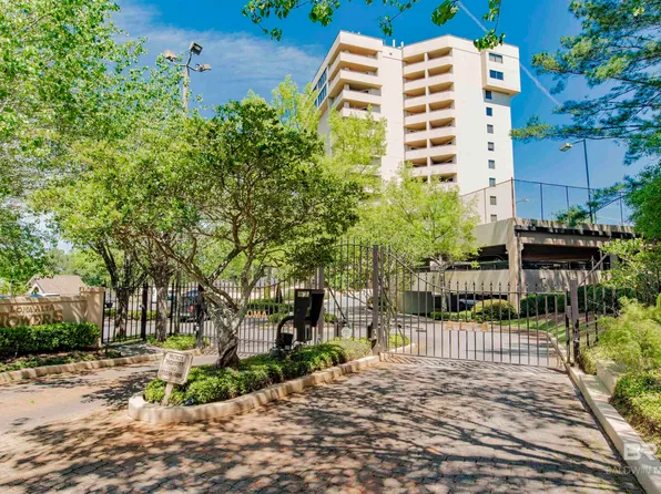 100 Tower Dr APT 703, Daphne, AL 36526
