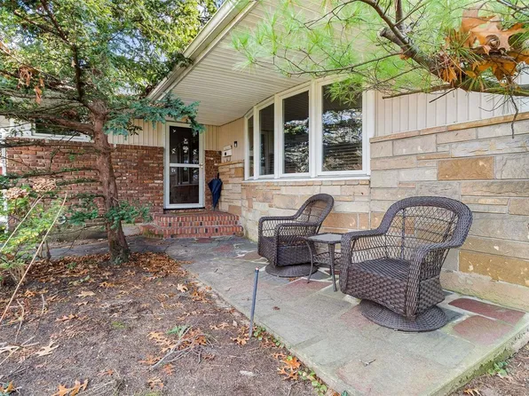 614 Mohawk Road, West Hempstead, NY 11552