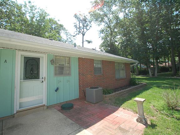4th image of 40A Cambridge Ct #100A