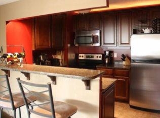 1920 1st St S #D-101, Minneapolis, MN 55454