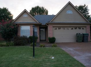 2207 Lake Springs Ln, Cordova, TN 38016