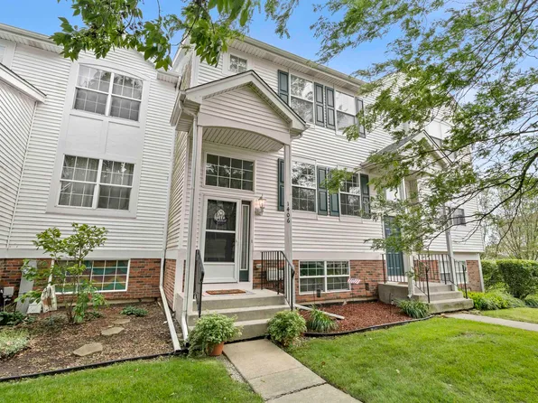 1406 Fox Hound Trl, Beecher, IL 60401