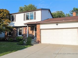 489 Sprucewood Ter, Williamsville, NY 14221