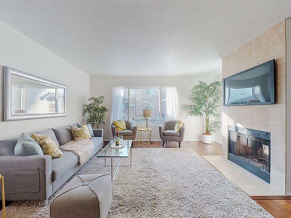 3rd image of 8515 Saturn St #0