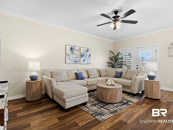 2nd image of 3543 Bayou Rd APT 5