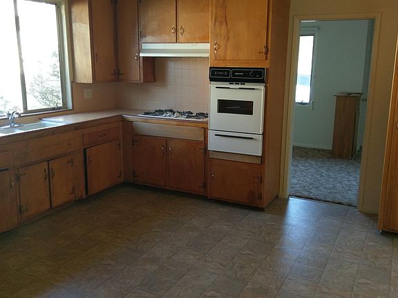 3rd image of 111 E Hammel St #F
